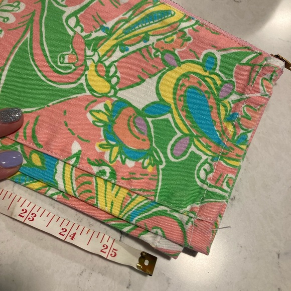 Lilly Pulitzer Worth Skinny Mini Zip - Picture 12 of 12